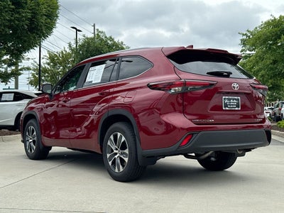 2026 Toyota Highlander XLE