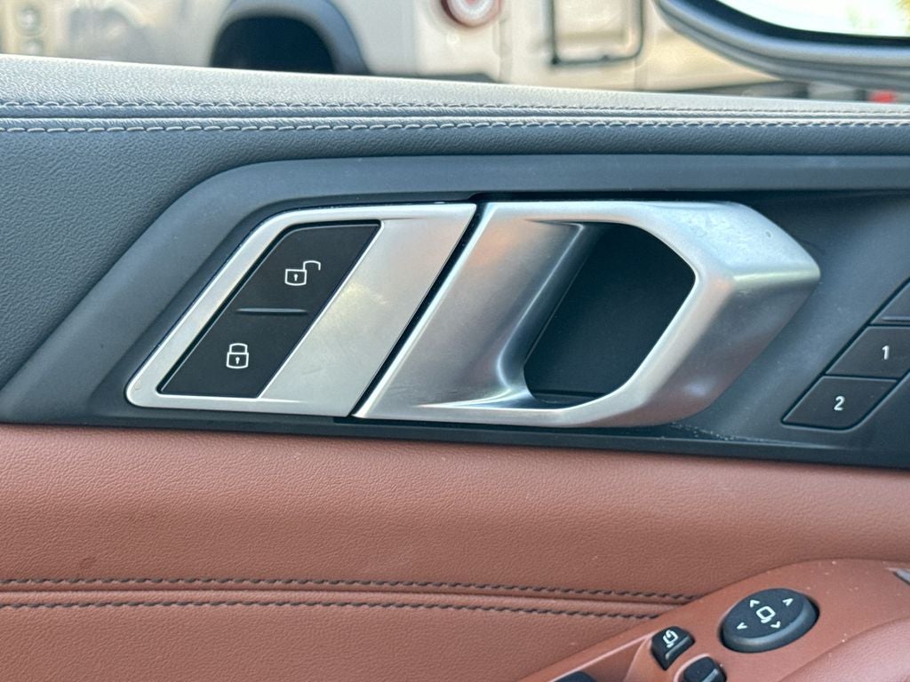 2024 BMW X5 sDrive40i BACKED BY HUDSON