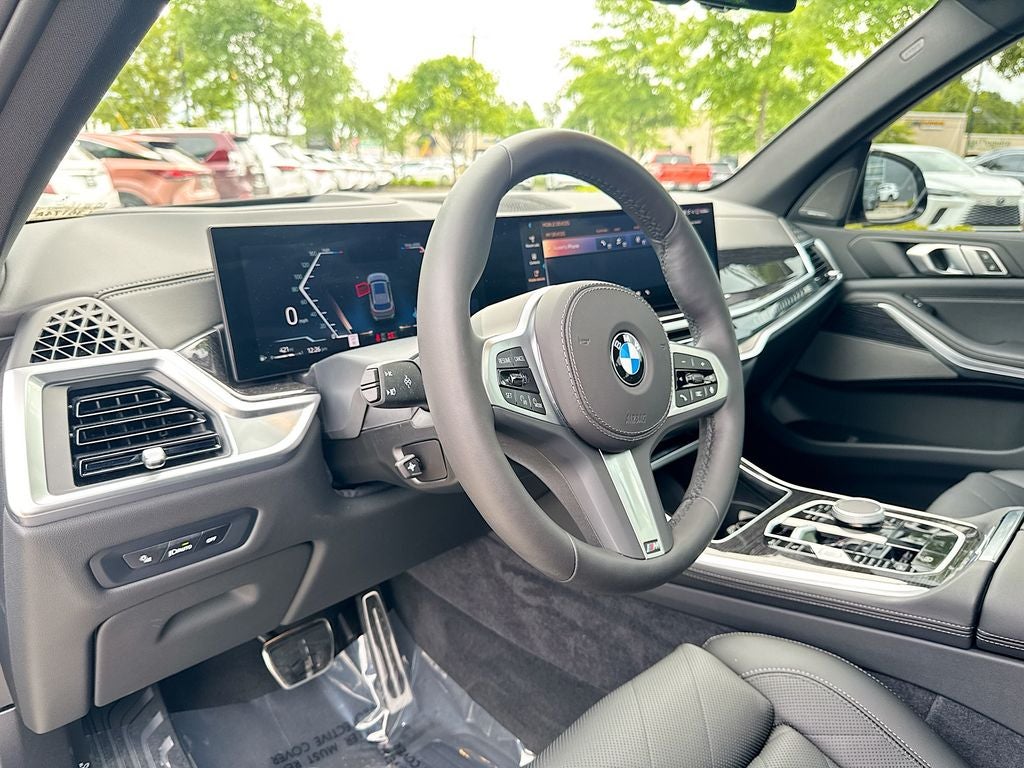 2025 BMW X5 xDrive40i BACKED BY HUDSON