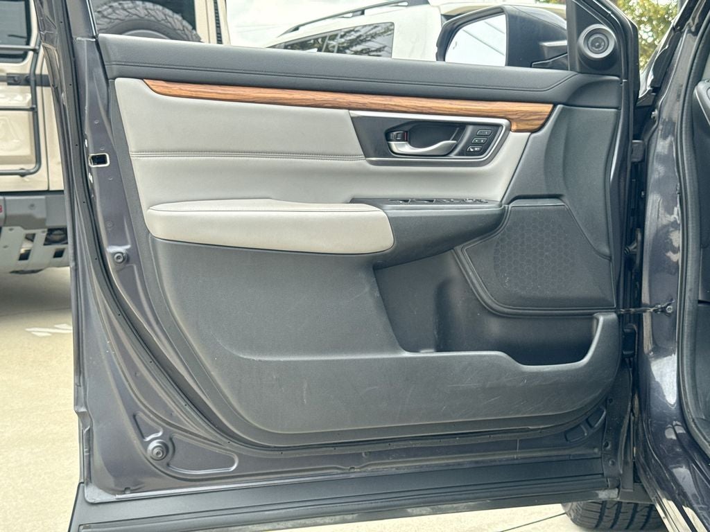 2017 Honda CR-V Touring BACKED BY HUDSON