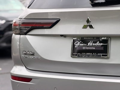 2025 Mitsubishi Outlander SE BACKED BY HUDSON
