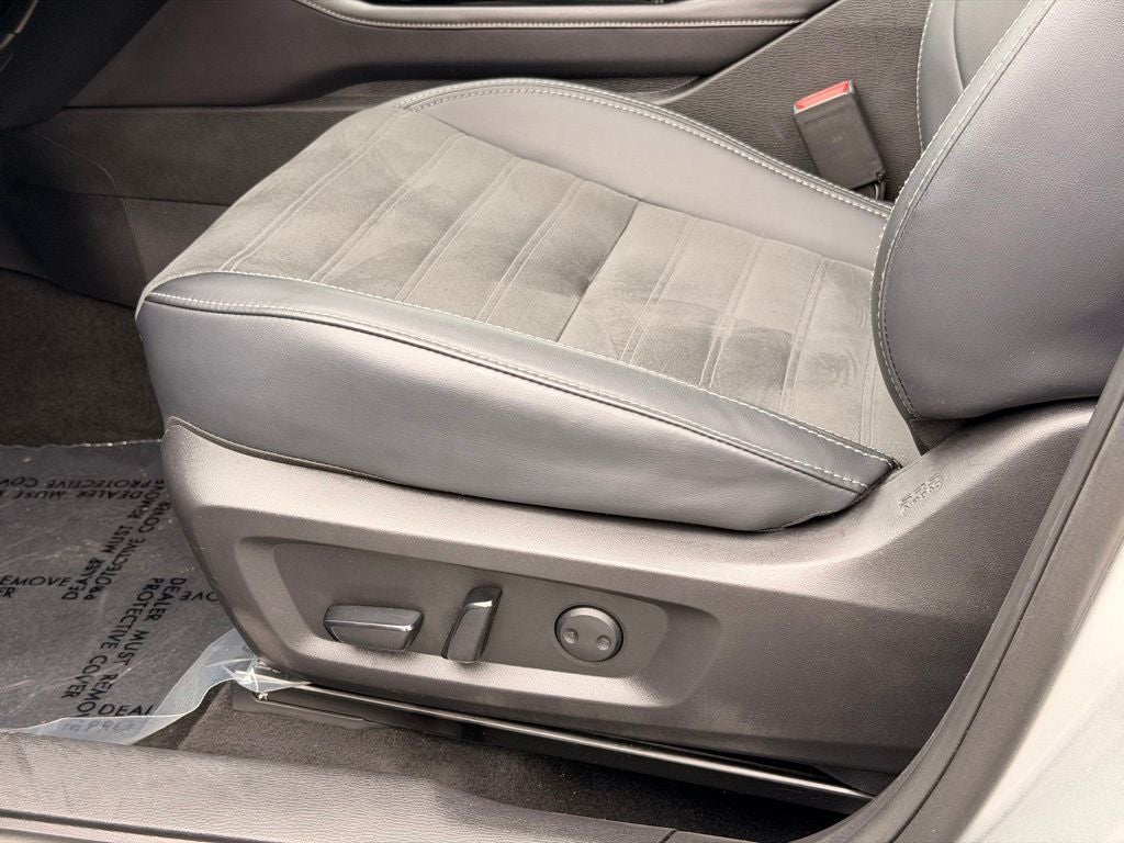 2025 Mitsubishi Outlander SE BACKED BY HUDSON