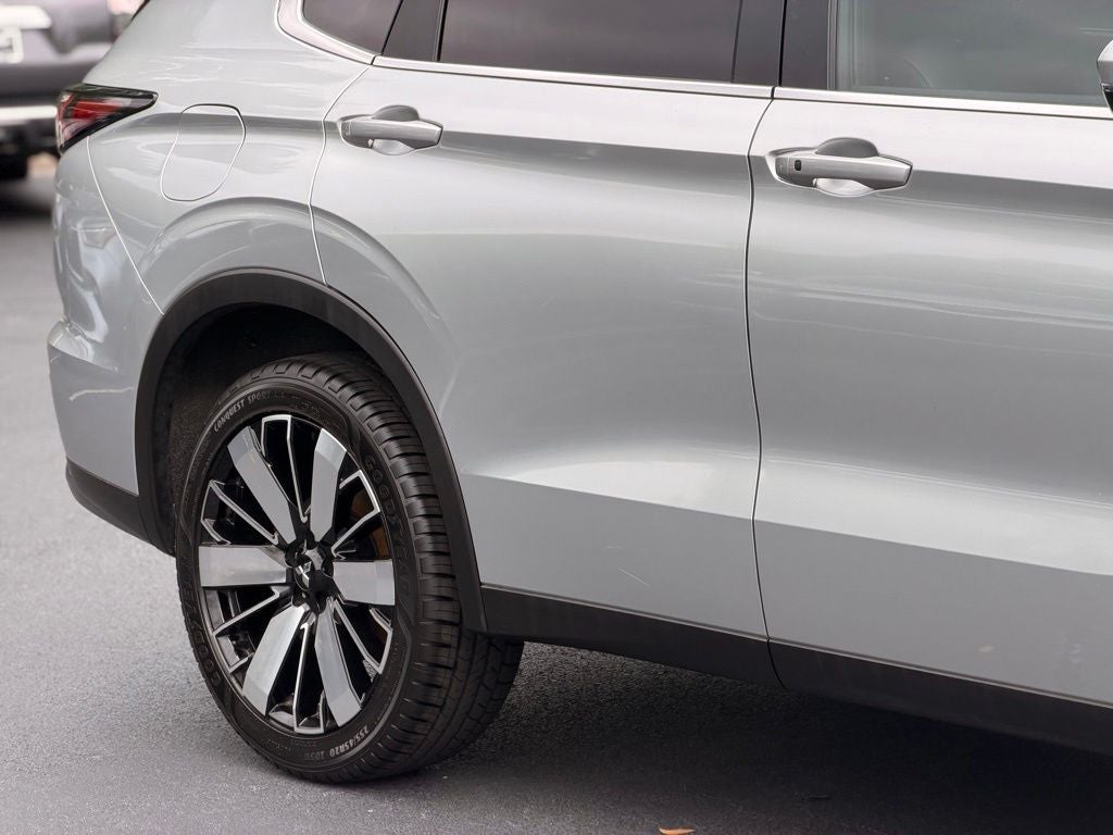 2025 Mitsubishi Outlander SE BACKED BY HUDSON