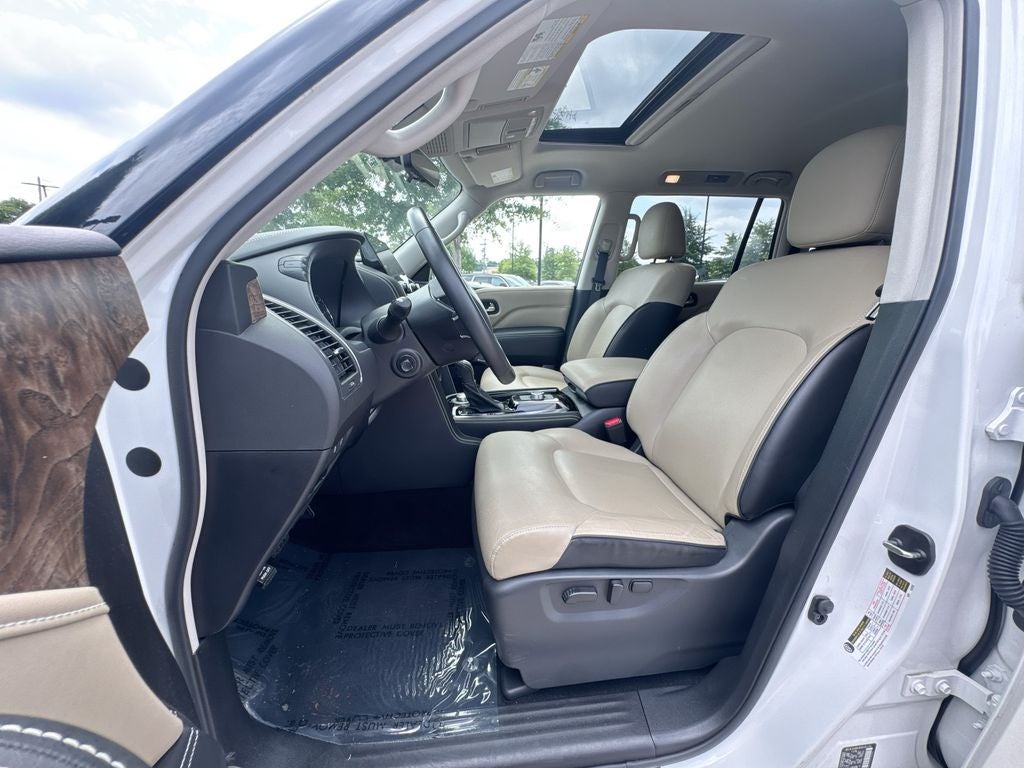 2023 INFINITI QX80 Premium Select