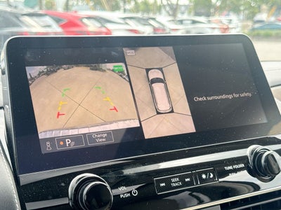 2023 INFINITI QX80 Premium Select