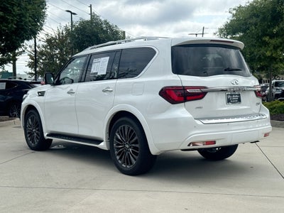 2023 INFINITI QX80 Premium Select