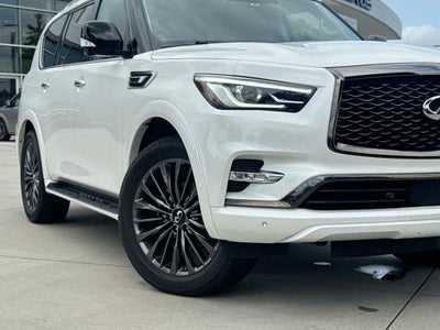 2023 INFINITI QX80 Premium Select