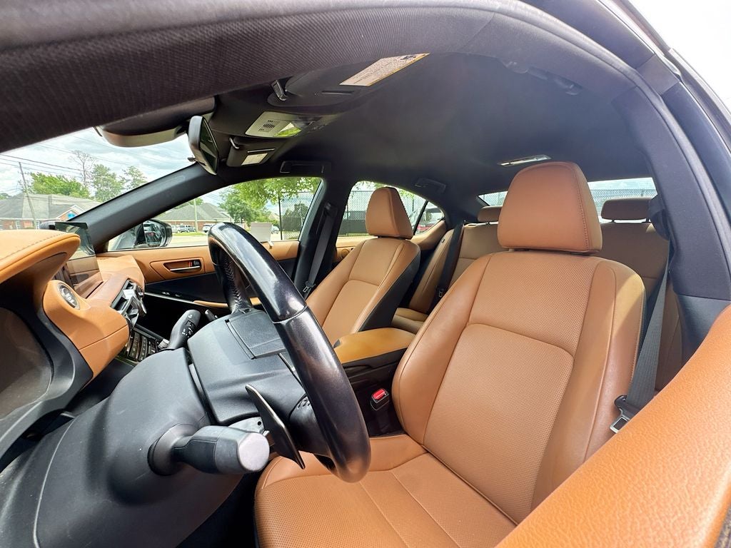 2022 Lexus IS 300 L/CERTIFIED
