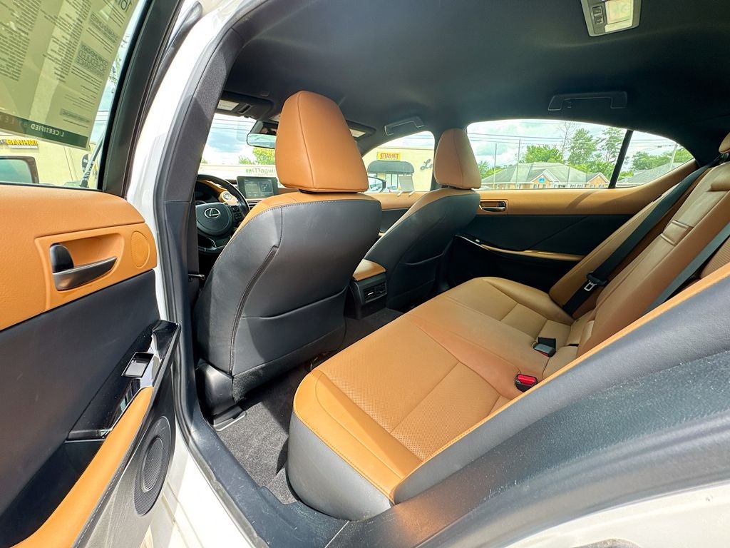 2022 Lexus IS 300 L/CERTIFIED