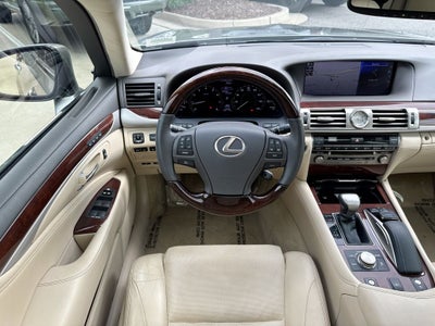2017 Lexus LS 460