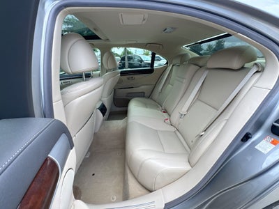 2017 Lexus LS 460