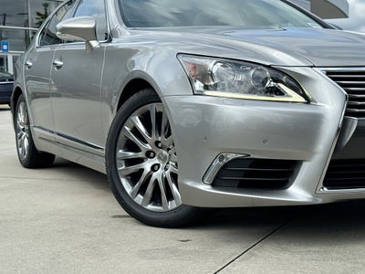 2017 Lexus LS 460
