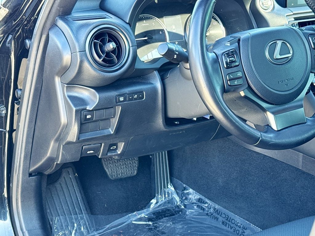 2023 Lexus IS 300 L/CERTIFIED