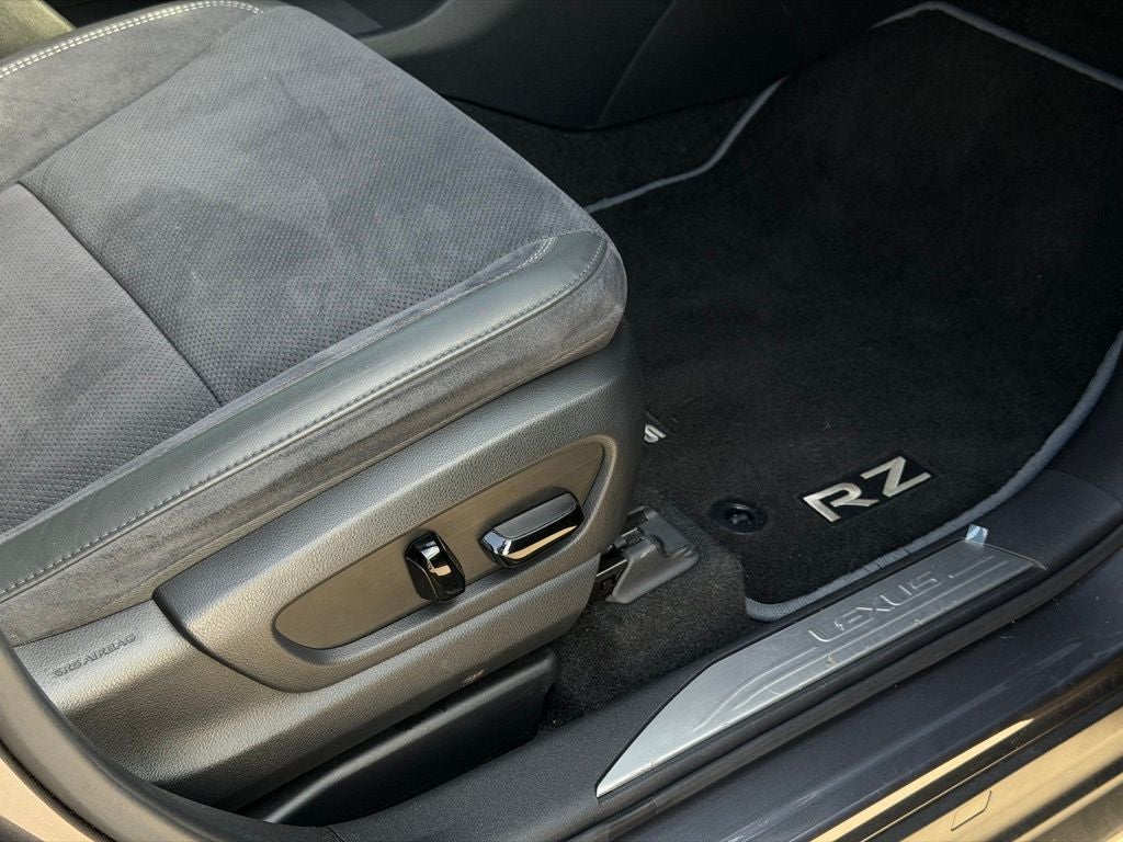 2023 Lexus RZ 450e Luxury L/CERTIFIED