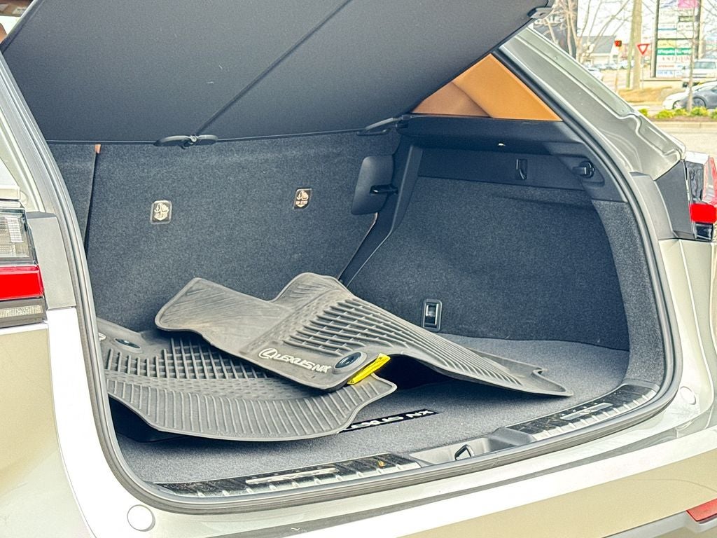 2023 Lexus NX 250 Base L/CERTIFIED