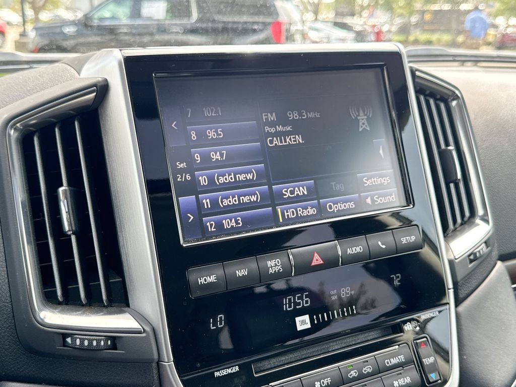 2019 Toyota Land Cruiser Base