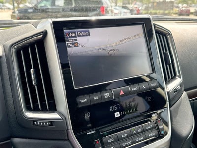 2019 Toyota Land Cruiser Base
