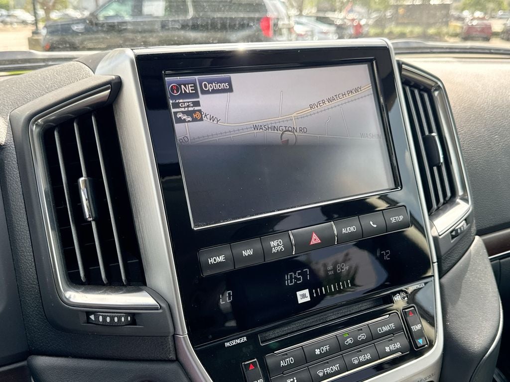 2019 Toyota Land Cruiser Base