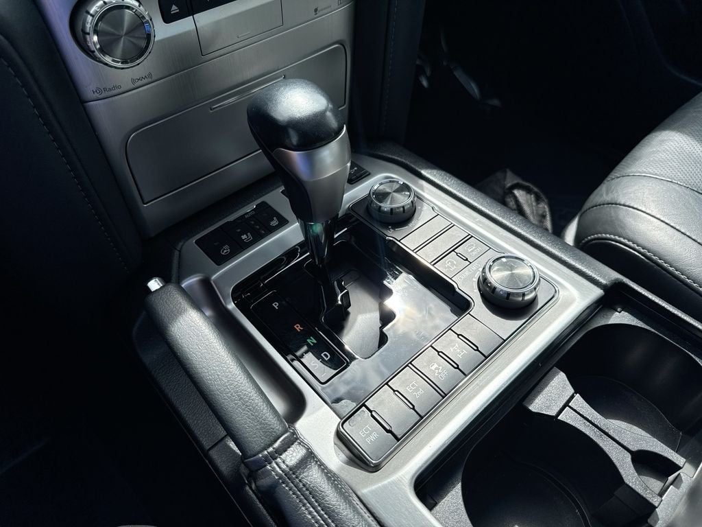 2019 Toyota Land Cruiser Base