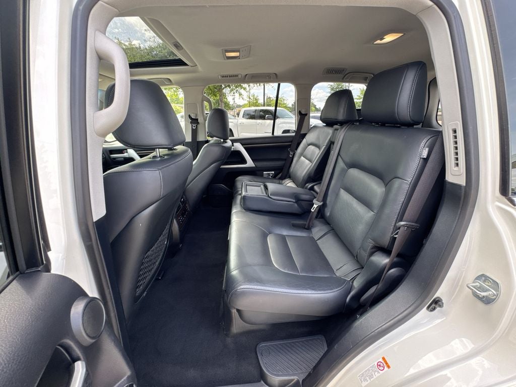 2019 Toyota Land Cruiser Base