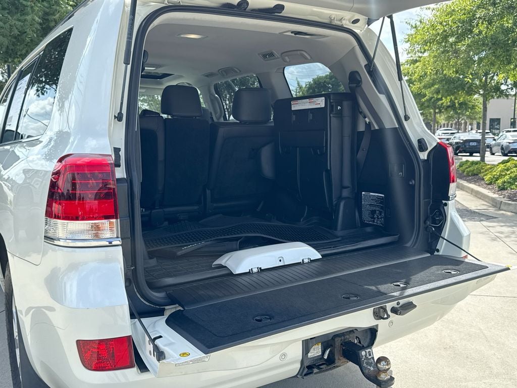2019 Toyota Land Cruiser Base