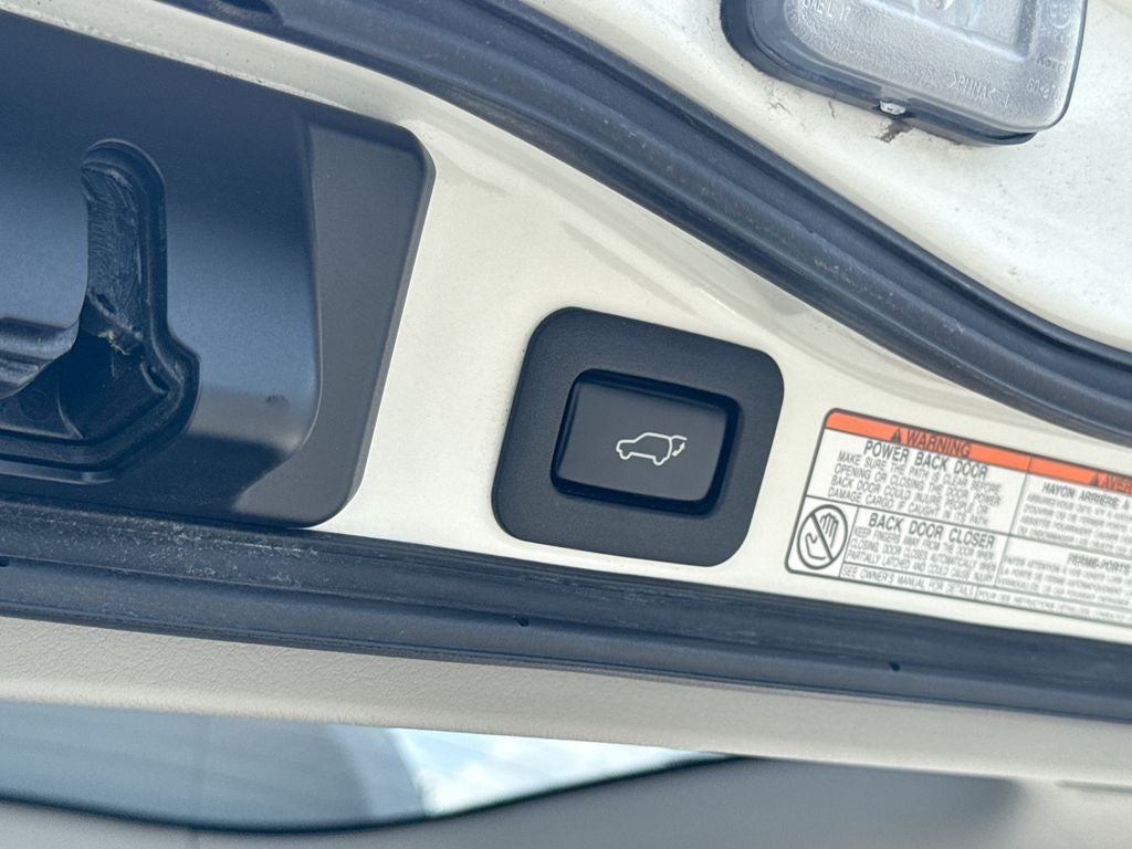 2019 Toyota Land Cruiser Base