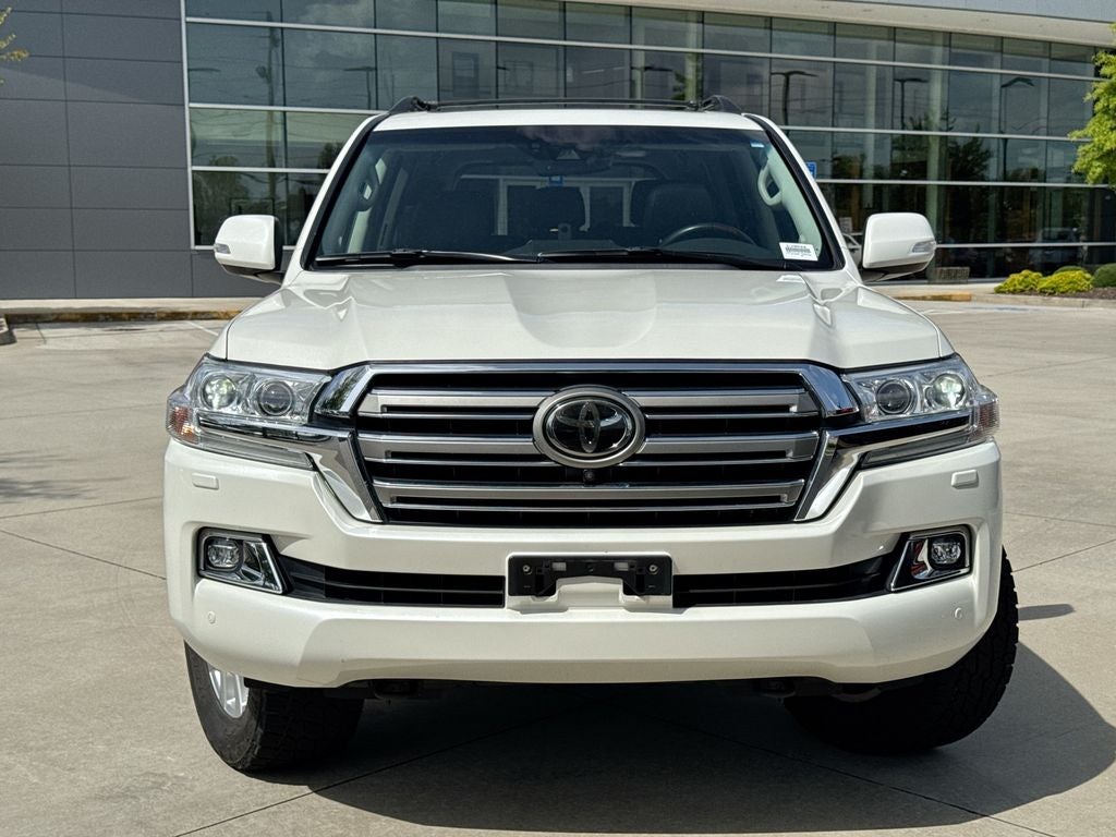 2019 Toyota Land Cruiser Base