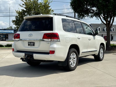 2019 Toyota Land Cruiser Base