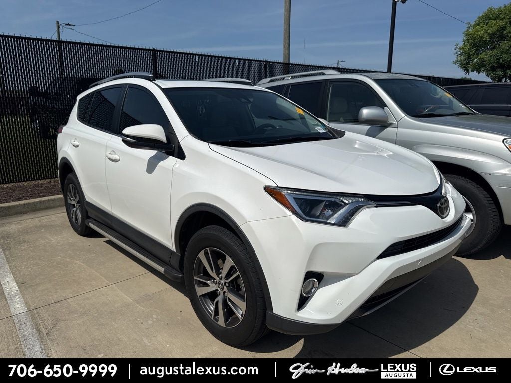 2017 Toyota RAV4 XLE