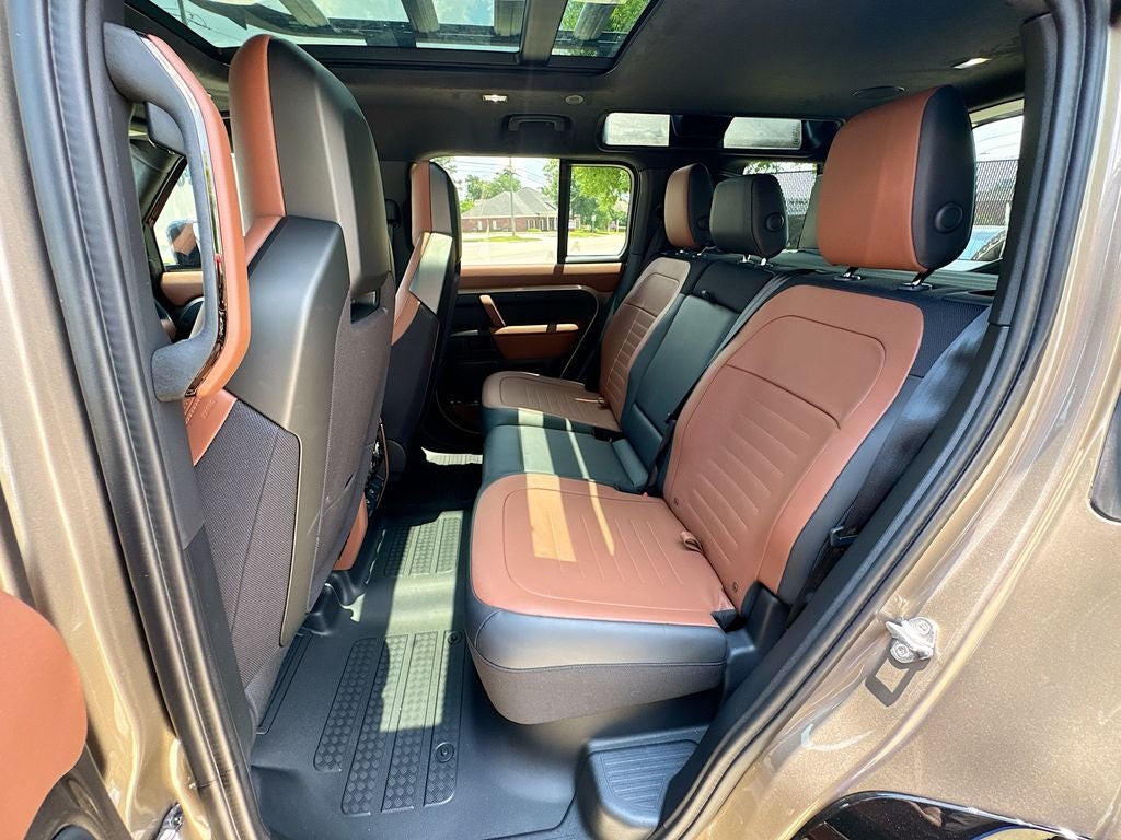 2025 Land Rover Defender 110 OCTA BACKED BY HUDSON