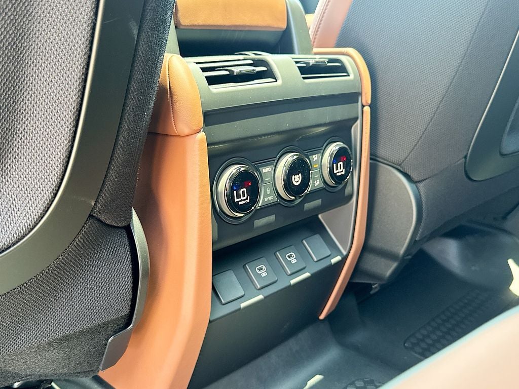 2025 Land Rover Defender 110 OCTA BACKED BY HUDSON