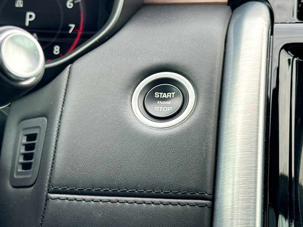 2020 Land Rover Discovery HSE Luxury BACKED BY HUDSON