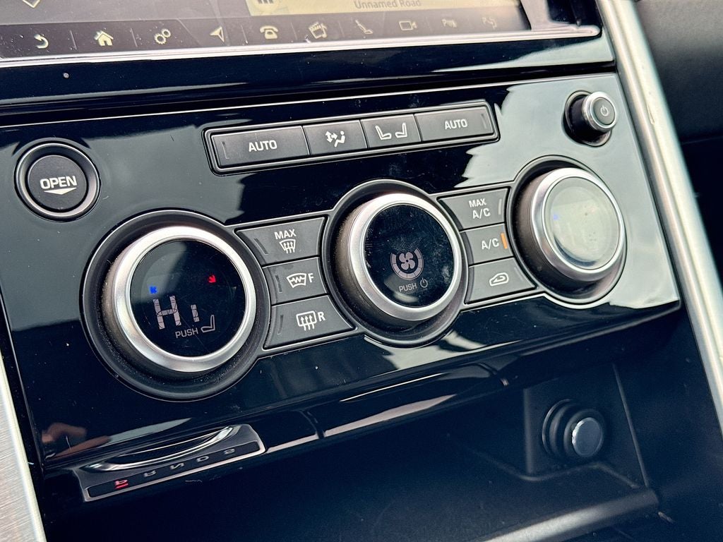 2020 Land Rover Discovery HSE Luxury BACKED BY HUDSON