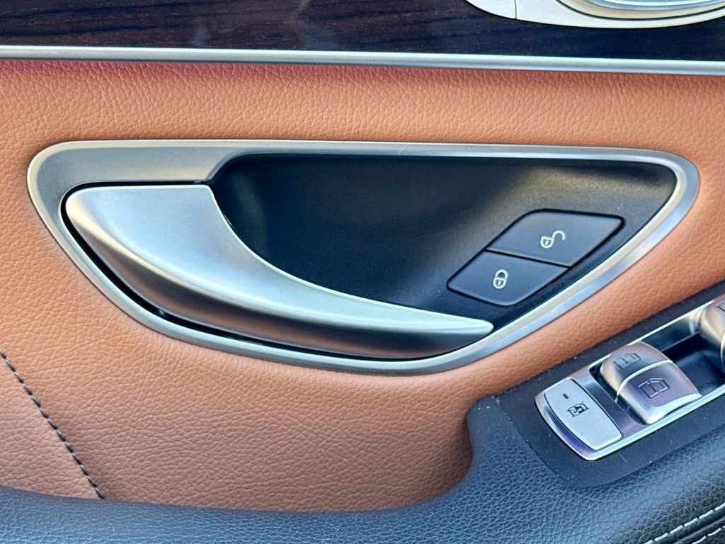 2022 Mercedes-Benz GLC GLC 300 BACKED BY HUDSON