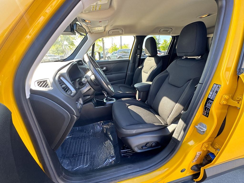 2023 Jeep Renegade Latitude BACKED BY HUDSON
