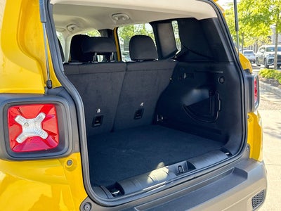 2023 Jeep Renegade Latitude BACKED BY HUDSON