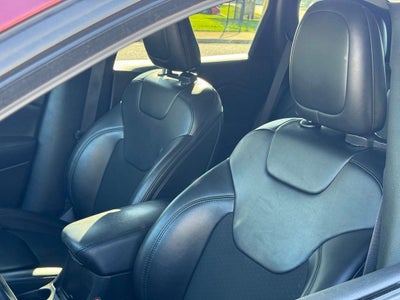 2020 Jeep Cherokee Latitude Plus Panoramic Glass Roof