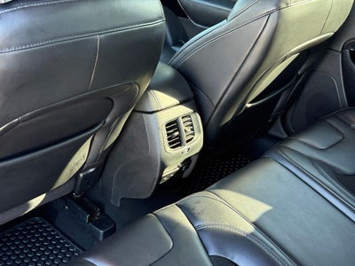2020 Jeep Cherokee Latitude Plus Panoramic Glass Roof