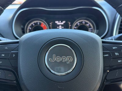 2020 Jeep Cherokee Latitude Plus Panoramic Glass Roof