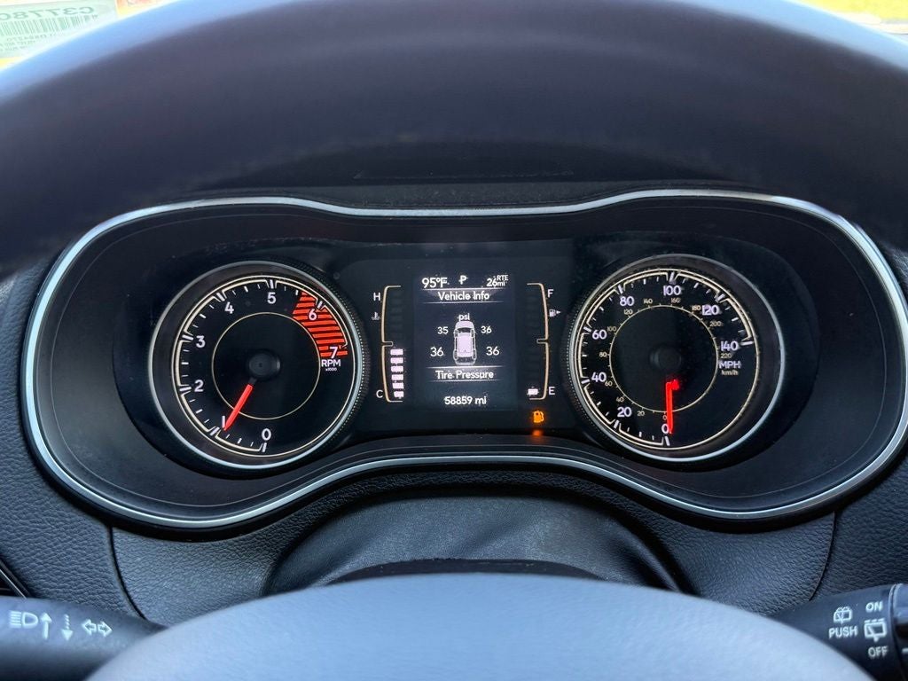 2020 Jeep Cherokee Latitude Plus Panoramic Glass Roof