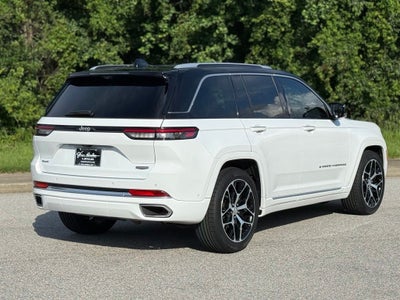 2024 Jeep Grand Cherokee Summit