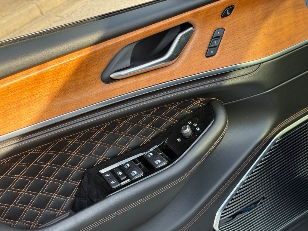 2024 Jeep Grand Cherokee Summit