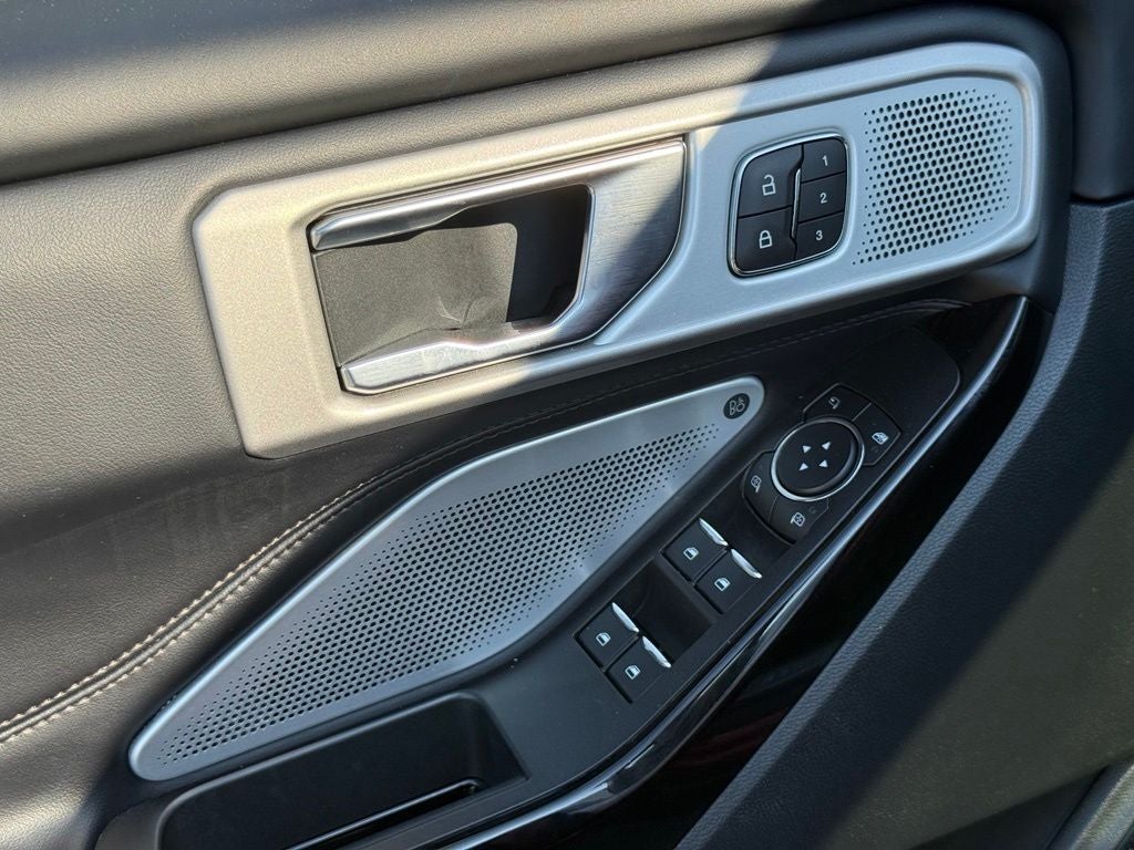 2022 Ford Explorer Platinum