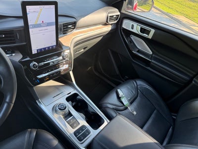 2022 Ford Explorer Platinum
