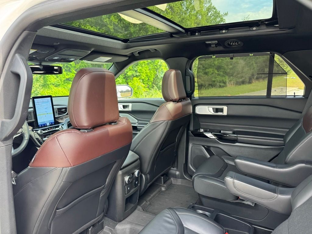 2021 Ford Explorer Platinum Premium Technology Twin Panel Roof