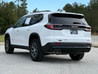 2024 GMC Acadia AT4