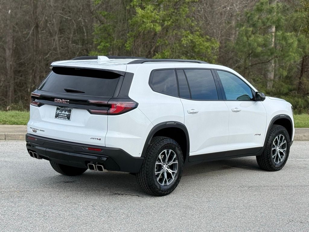 2024 GMC Acadia AT4