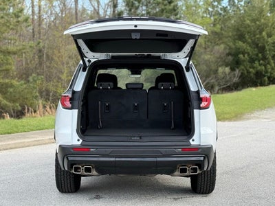 2024 GMC Acadia AT4