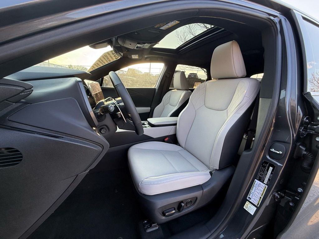 2025 Lexus RX 350 Premium Navigation L/Certified Unlimited Mile Warranty