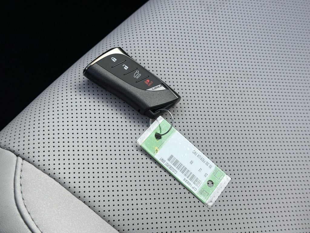 2025 Lexus RX 350 Premium Navigation L/Certified Unlimited Mile Warranty